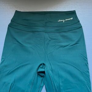 Whitney Simmons V2 leggings (Amazon Green)